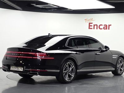 صورة 3 لـ 2022 Genesis G90