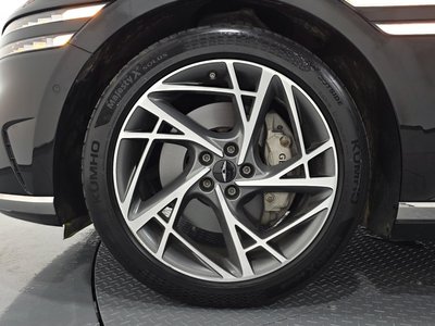 صورة 6 لـ 2022 Genesis G90