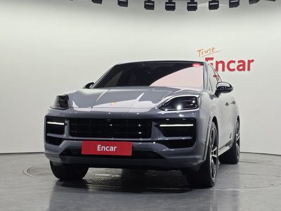 2024 Porsche CAYENNE 照片 2