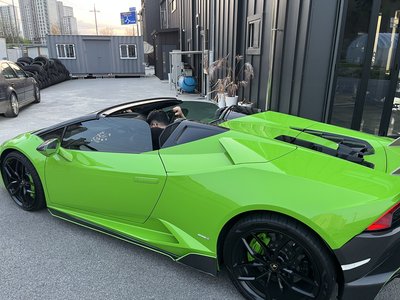 LAMBORGHINI HURACAN - 6
