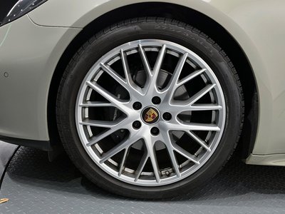 PORSCHE PANAMERA - 6