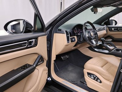 PORSCHE CAYENNE - 10