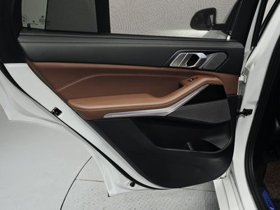 2023 BMW X5 — миниатюра 15