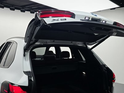 2023 BMW X5 — миниатюра 24