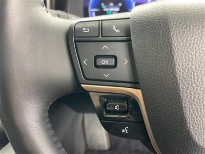 TOYOTA CROWN CROSSOVER - 9