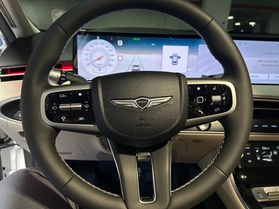 صورة مصغرة 8 لـ 2025 Genesis GV70