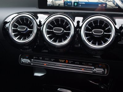 2025 Mercedes-BENZ CLA 缩略图 52