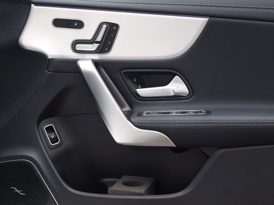 2025 Mercedes-BENZ CLA 缩略图 43