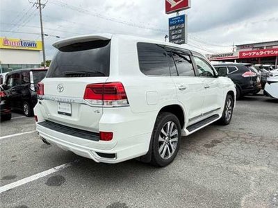 2016 Toyota LAND CRUISER 200 照片 6
