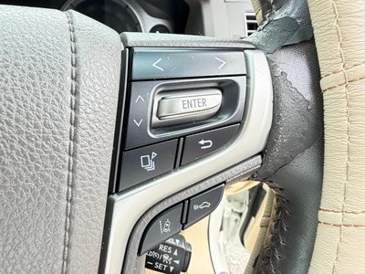 2016 Toyota LAND CRUISER 200 缩略图 31