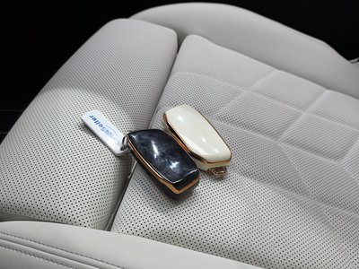 2025 BMW 5 SERIES — миниатюра 32