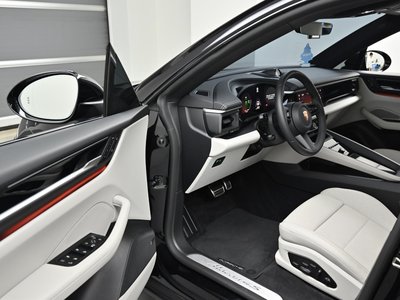 صورة مصغرة 11 لـ 2025 Porsche MACAN