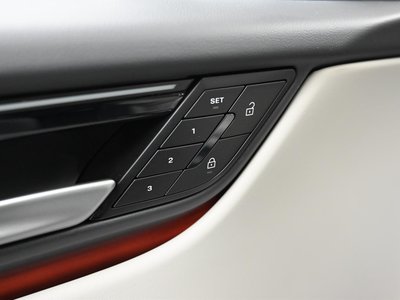 صورة مصغرة 18 لـ 2025 Porsche MACAN