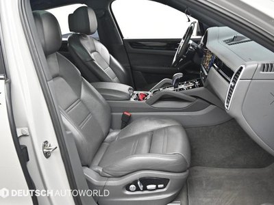 PORSCHE CAYENNE - 10