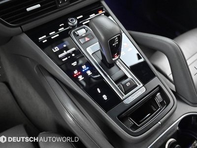 PORSCHE CAYENNE - 9