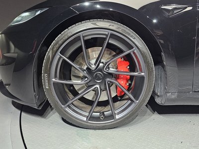 2024 Tesla MODEL 3 photo 6