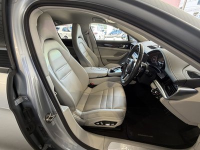 PORSCHE PANAMERA - 7