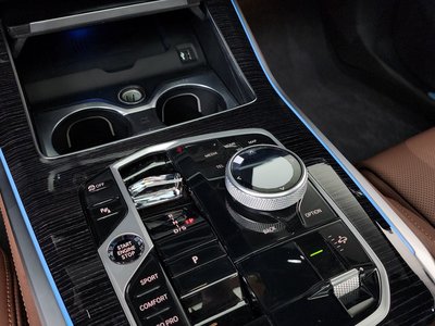 2025 BMW X5 缩略图 12