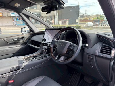 2024 Toyota ALPHARD photo 5