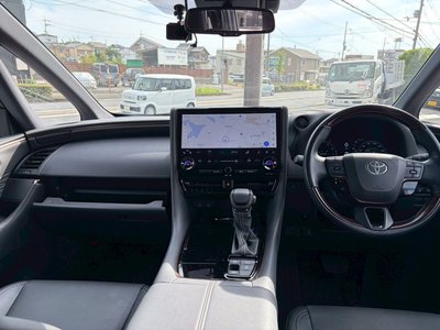 2024 Toyota ALPHARD photo 3