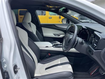 2023 Lexus NX — миниатюра 21