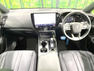 صورة 2 لـ 2025 Lexus NX