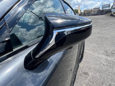 2022 Lexus IS — миниатюра 65