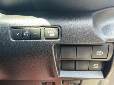 2022 Lexus IS — миниатюра 27