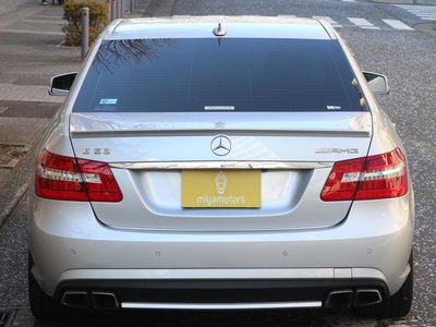 MERCEDES-BENZ E-CLASS AMG - 3