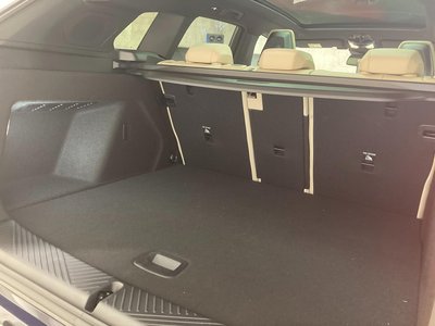 2025 BMW X3 — миниатюра 35
