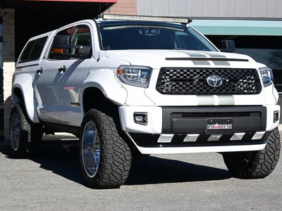 TOYOTA TUNDRA - 4