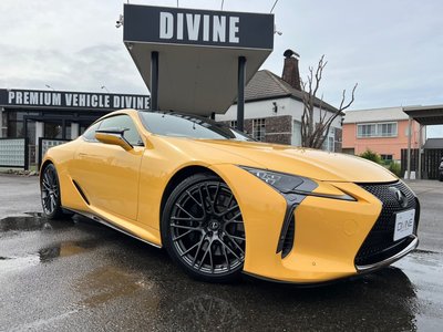 2017 Lexus LC photo 4