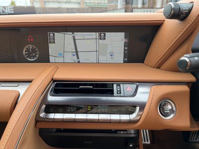 صورة مصغرة 16 لـ 2017 Lexus LC