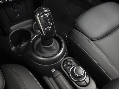 صورة 9 لـ 2024 MINI COOPER CONVERTIBLE