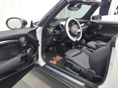 صورة 10 لـ 2024 MINI COOPER CONVERTIBLE