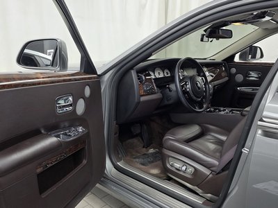 ROLLS-ROYCE GHOST - 10