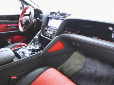 صورة 11 لـ 2023 Bentley BENTAYGA