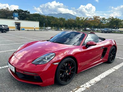 PORSCHE 718 BOXSTER
