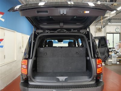 TOYOTA LAND CRUISER 250 - 10