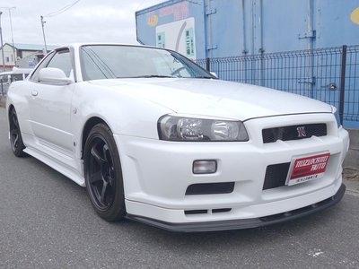 NISSAN SKYLINE GT-R