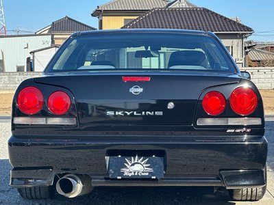 NISSAN SKYLINE - 10