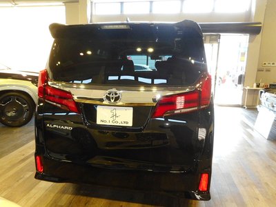 TOYOTA ALPHARD - 4