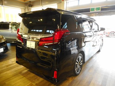 TOYOTA ALPHARD - 2