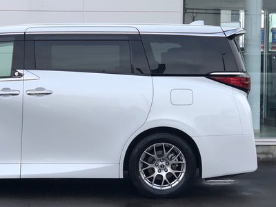 TOYOTA ALPHARD - 9