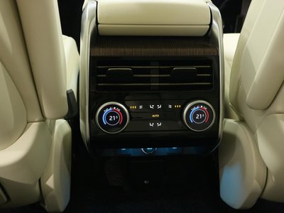 2023 LAND Rover RANGE ROVER — миниатюра 48