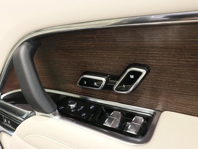 2023 LAND Rover RANGE ROVER — миниатюра 21