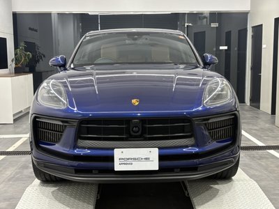 PORSCHE MACAN - 2