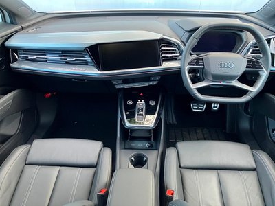 AUDI Q4 SPORTBACK E-TRON - 8