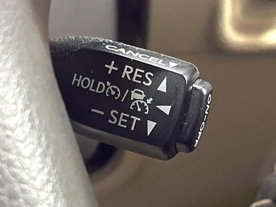 TOYOTA LAND CRUISER PRADO - 7