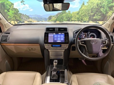 TOYOTA LAND CRUISER PRADO - 2